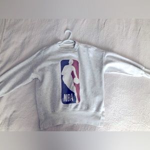 A&F NBA sweatshirt